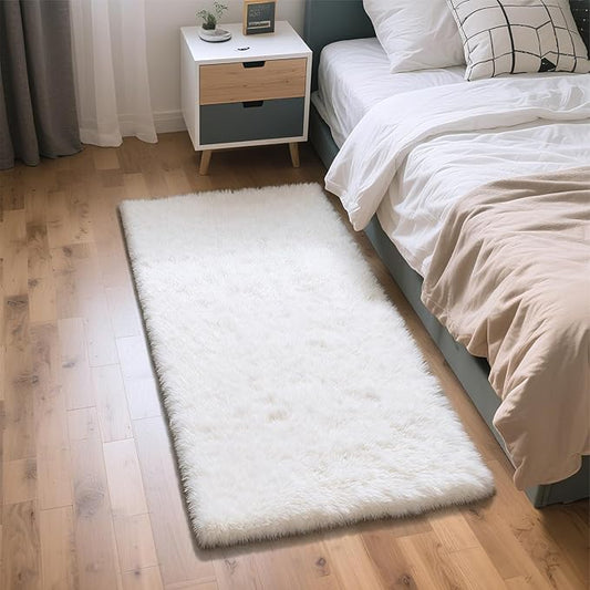 Fluffy Rug Shaggy Area Rug, White 2x4 Area Rugs for Bedroom, Small Bedside Rug, Soft Fluffy Shaggy Entryway Throw Rugs for Living Room Bedroom Kids Room Home Decor