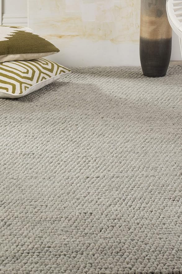 SAFAVIEH Natura Collection Area Rug - 8' Square, Silver, Handmade Wool Blend, Textured Design, Ideal for Living Room, Bedroom, Dining Space (NAT620C)