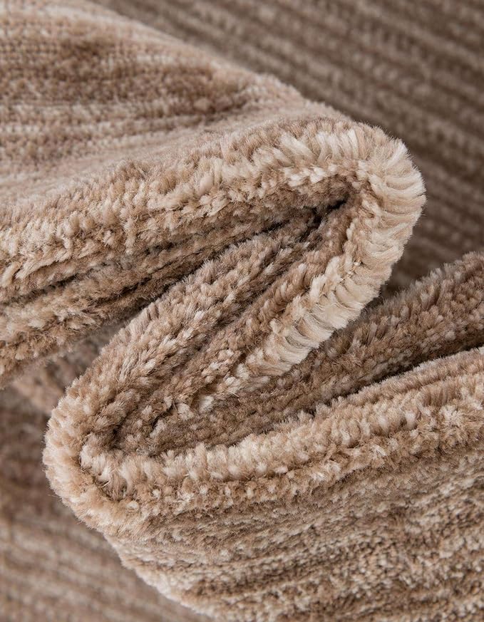 Unique Loom Finsbury Collection Area Rug - Kate (4' 1" x 6' 1" Rectangle, Beige/ Ivory)