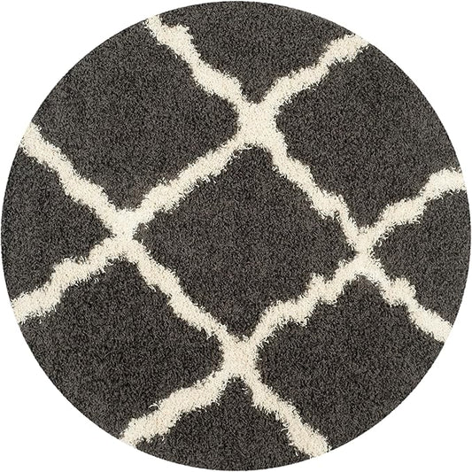 SAFAVIEH Dallas Shag Collection Area Rug - 6' Round, Dark Grey & Ivory, Trellis Design, Non-Shedding & Easy Care, 1.5-inch Thick Ideal for High Traffic Areas in Living Room, Bedroom (SGD257A)