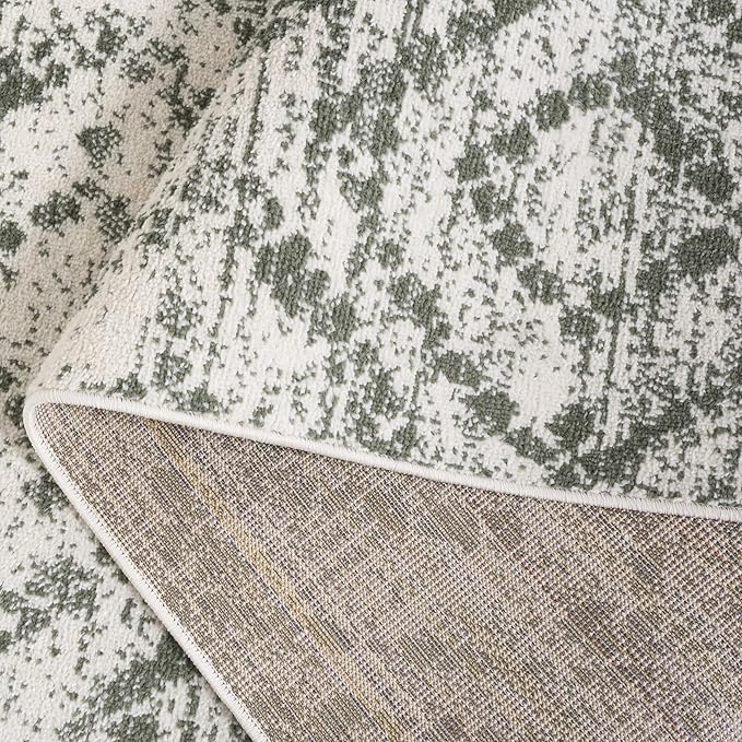 SAFAVIEH Adirondack Collection Area Rug - 6' x 9', Ivory & Dark Green, Geometric Design, Non-Shedding & Easy Care, Ideal for High Traffic Areas in Living Room, Bedroom, Dining (ADR131W-6)