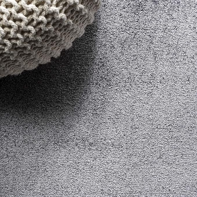 JONATHAN Y Haze Solid Low-Pile Gray Indoor Area Rug 9x12, Coastal,Bohemian,Minimalist,Classic, Easy-Cleaning for Living Room,Bedroom,Kitchen,Pet Friendly,Non-Shedding (SEU100A-9)