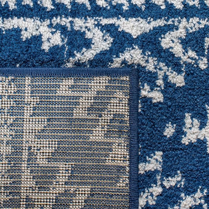 SAFAVIEH Area Rug 4x6 - Tulum Collection - Navy & Ivory, Moroccan Boho Tribal Design, Non-Shedding & Easy to Clean, Ideal for Living Room, Bedroom, Dining Space (TUL272N)