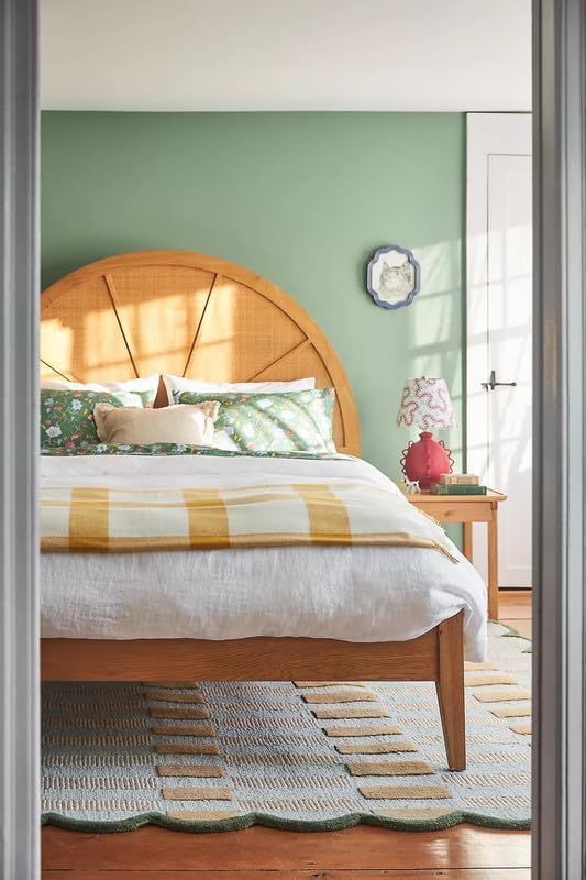 Hand-Tufted Wool Area Rug with Scalloped Edges, Beige and Green Plaid Pattern, Cozy and Soft Accent Rug for Living Room, Bedroom, and Nursery, Handmade Decorative Rug