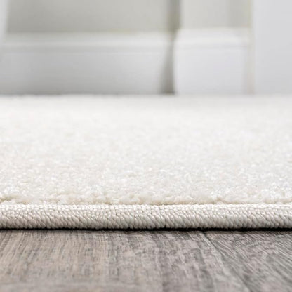 JONATHAN Y Haze Solid Low-Pile Cream 5' Round Indoor Area Rug, Coastal,Bohemian,Minimalist,Classic, Easy-Cleaning for Living Room,Bedroom,Kitchen,Pet Friendly,Non-Shedding (SEU100T-5R)