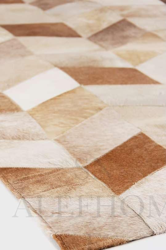 Faux Cowhide Chevron Pattern Area Rug – Beige Geometric Leather Carpet | Modern Durable Floor Accent for Living Room, Bedroom, Dining Room & Office | Size 5x8 ft