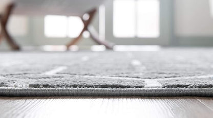 Rugs.com Lattice Trellis Collection Rug – 6' x 9' Gray Low-Pile Rug Perfect for Living Rooms, Large Dining Rooms, Open Floorplans