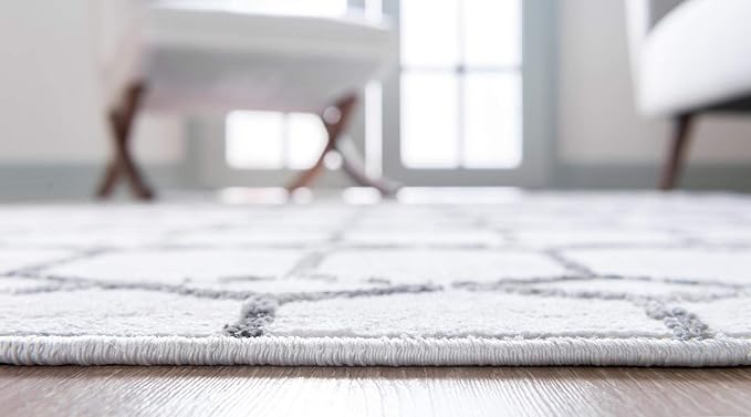 Rugs.com Lattice Trellis Collection Rug – 7' x 10' White Low-Pile Rug Perfect for Living Rooms, Large Dining Rooms, Open Floorplans