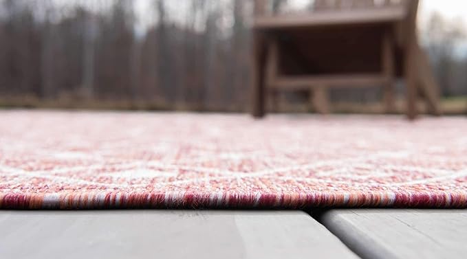 Unique Loom Outdoor Trellis Collection Area Rug - Tribal Trellis (4' 1" x 6' 1" Rectangle, Rust Red/ Ivory)