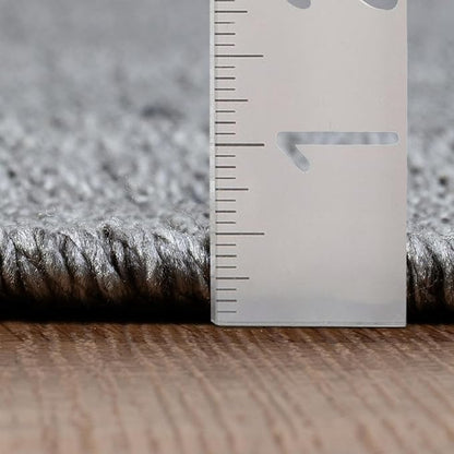 LUXE WEAVERS Modern Farmhouse Gray 5x7 Washable Area Rug, Anti-Slip Diamond Pattern Carpet