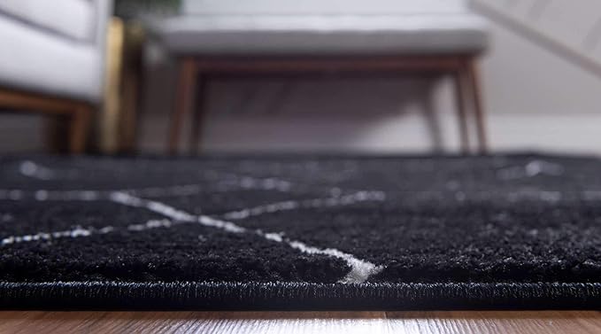 Unique Loom Trellis Frieze Collection Area Rug - Geometric (8' x 10', Black/ Ivory)