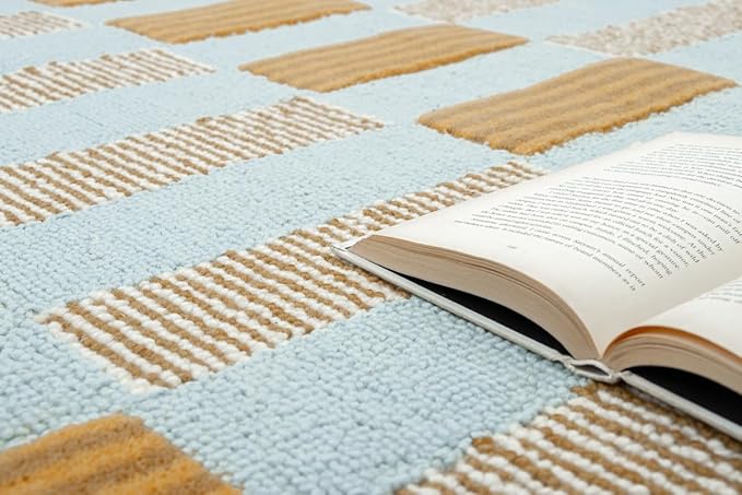 Hand-Tufted Wool Rug with Scalloped Edges, Light Blue Plaid Pattern, Cozy Soft Area Rug for Living Room, Bedroom, and Nursery, Handmade Modern Accent Rug, 6x6 Ft (Square)