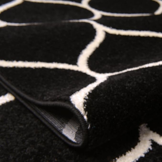 Rugs.com Lattice Frieze Collection Rug – 5' x 8' Black Medium Rug Perfect for Living Rooms, Large Dining Rooms, Open Floorplans