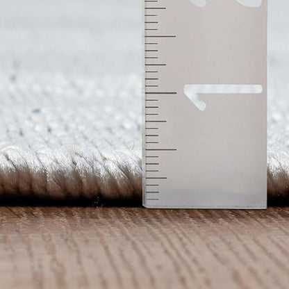 LUXE WEAVERS Modern Farmhouse White 9x12 Washable Area Rug, Anti-Slip Diamond Pattern Carpet