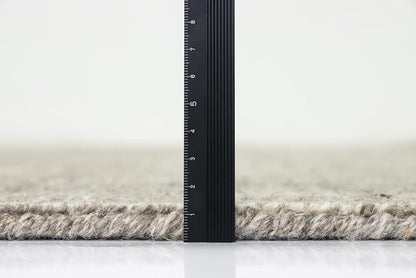 Handwoven Wool Area Rug 5'3" x 7'6" – Neutral Beige Gray Textured Flatweave Carpet for Living Room, Bedroom, Dining, Office – Modern Minimalist Floor Décor (160 x 230 cm)