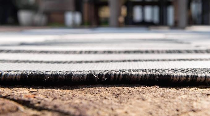 Unique Loom Outdoor Striped Collection Area Rug - Striped (4' 1" x 6' 1" Rectangle, Charcoal/Ivory)