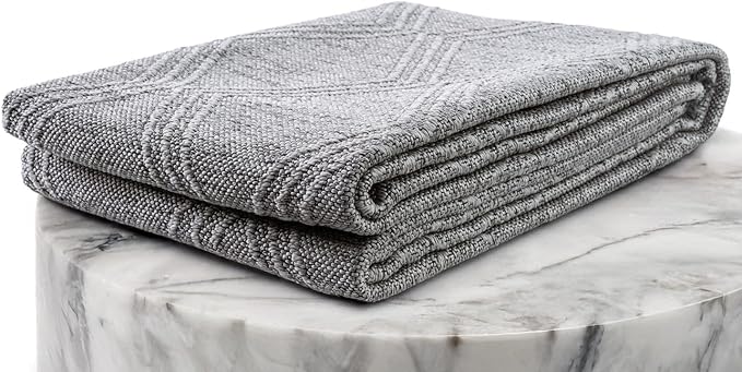 LUXE WEAVERS Modern Farmhouse Gray 8x10 Washable Area Rug, Anti-Slip Diamond Pattern Carpet
