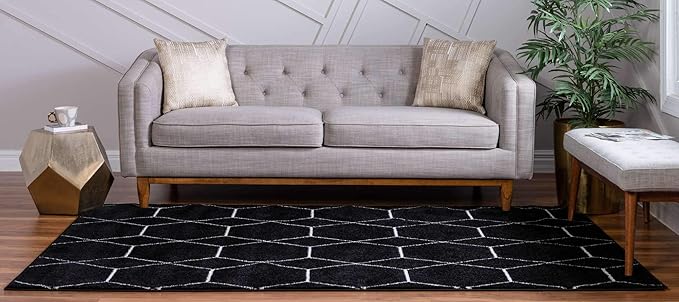 Unique Loom Trellis Frieze Collection Area Rug - Geometric (4' 1" x 6' 1", Black/ Ivory)