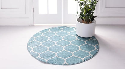 Rugs.com Lattice Frieze Collection Rug – 4' Round Light Blue Medium Rug Perfect for Kitchens, Dining Rooms