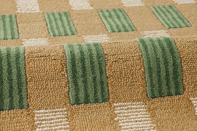 Hand-Tufted Wool Area Rug with Scalloped Edges, Beige and Green Plaid Pattern, Cozy and Soft Accent Rug for Living Room, Bedroom, and Nursery, Handmade Decorative Rug, 2x3 Ft
