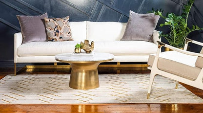 Unique Loom Marilyn Monroe Glam Collection Area Rug - Trellis (7' 10' x 10' Rectangle, White Gold/ Gold)