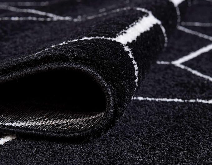 Unique Loom Trellis Frieze Collection Area Rug - Geometric (4' 1" x 6' 1", Black/ Ivory)