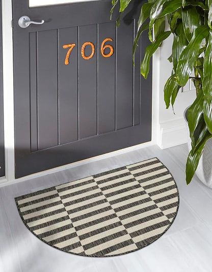 Unique Loom Outdoor Striped Collection Area Rug - Striped (2' 2" x 3' 7" Hearth Charcoal/Ivory)