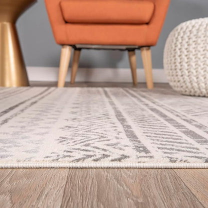 Rugshop Geometric Boho Round Rug – Gray Tribal Pattern, Perfect for Dining Room, Bedroom, Living Room, 8' Round