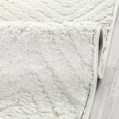 Antep Rugs Palafito 6x9 Geometric Shag Diamond High-Low Pile Textured Indoor Area Rug (White, 6'7" x 9')