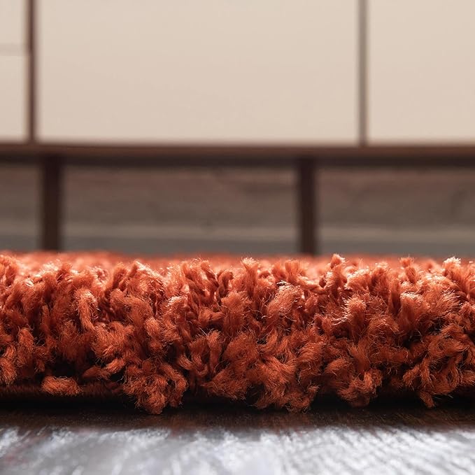 Unique Loom Solid Shag Collection Area Rug (3' 3" x 5' 3" Oval, Terracotta)