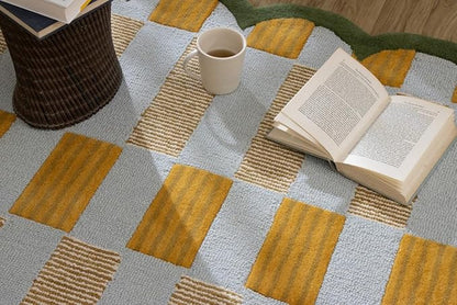 Hand-Tufted Wool Rug with Scalloped Edges, Light Blue Plaid Pattern, Cozy Soft Area Rug for Living Room, Bedroom, and Nursery, Handmade Modern Accent Rug, 6x6 Ft (Round)