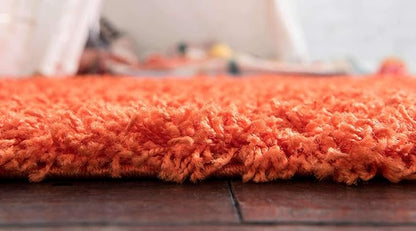 Unique Loom Solid Shag Collection Area Rug (4' 1" x 6' 1" Rectangle, Tiger Orange)