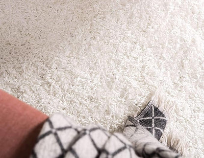 Unique Loom Solid Shag Collection Area Rug (2' 2" x 3' 1" Rectangle Snow White)