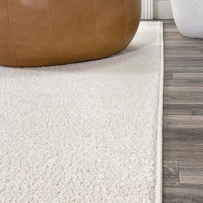 JONATHAN Y Haze Solid Low-Pile Cream 5' Round Indoor Area Rug, Coastal,Bohemian,Minimalist,Classic, Easy-Cleaning for Living Room,Bedroom,Kitchen,Pet Friendly,Non-Shedding (SEU100T-5R)