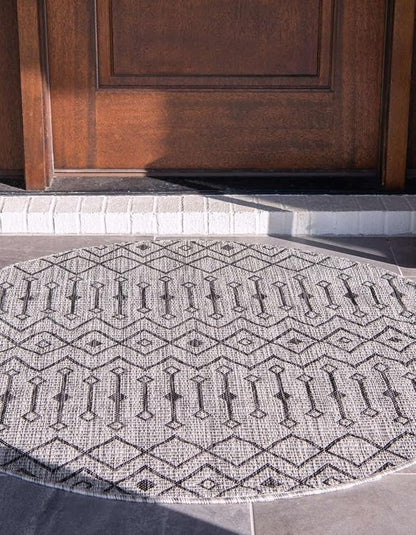 Unique Loom Outdoor Trellis Collection Area Rug - Tribal Trellis (10' 8" Round, Gray/ Black)
