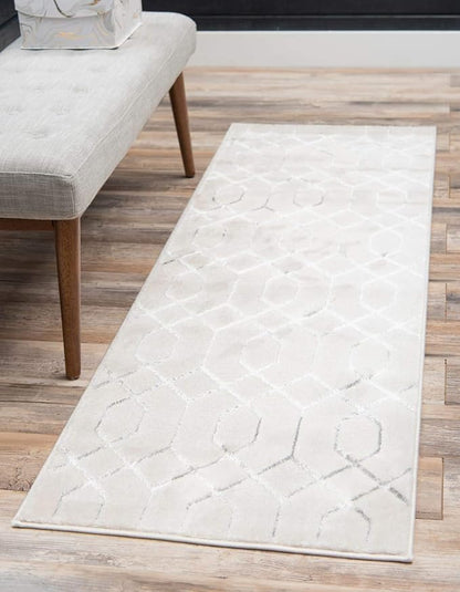 Unique Loom Marilyn Monroe Glam Collection Area Rug - Trellis (2' x 10' Runner, White Silver/ Silver)