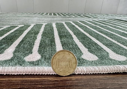 GLN Rugs Contemporary Collection - Machine Washable Area Rug, Contemporary Washable, Non Slip, Low Pile Chenille Rug, Living Room, Bedroom, Kitchen Rug (4' x 6' Beige Green)