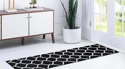 Rugs.com Lattice Frieze Collection Rug – 2' x 13' Runner Black Medium Rug Perfect for Living Rooms, Large Dining Rooms, Open Floorplans