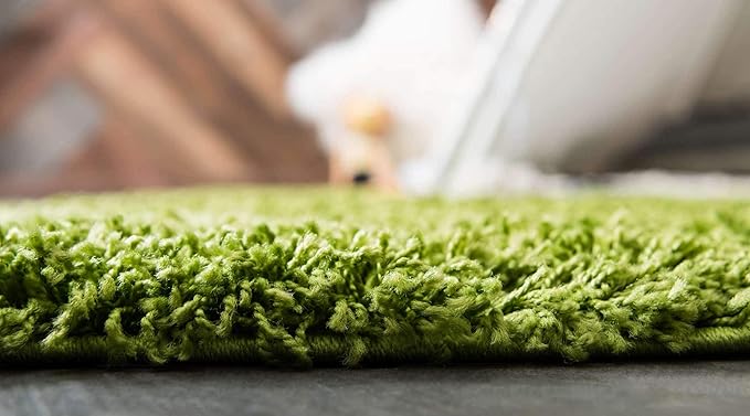 Unique Loom Solid Shag Collection Area Rug (2' 6" x 16' 5" Runner, Grass Green)