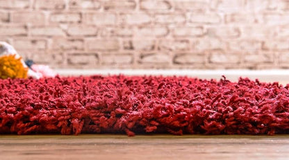 Unique Loom Solid Shag Collection Area Rug (2' 6" x 13' 1" Runner, Cherry Red)