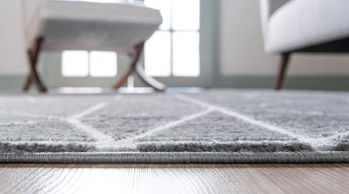 Rugs.com Lattice Trellis Collection Rug – 8 Ft Round Gray Low-Pile Rug Perfect for Kitchens, Dining Rooms