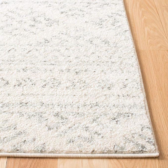 SAFAVIEH Tulum Collection Accent Rug - 2'7" x 4'5", Ivory & Grey, Moroccan Boho Tribal Design, Non-Shedding & Easy to Clean, Ideal for Front Door, Kitchen, Entryway, Accent Space (TUL272A)