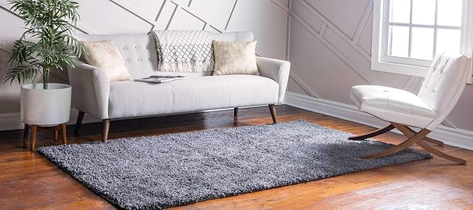 Unique Loom Davos Shag Collection Area Rug - Solid (4' 1" x 6' 1" Rectangle, Peppercorn)