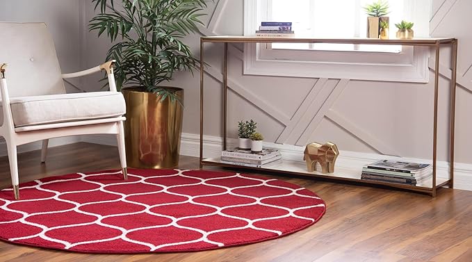 Rugs.com Lattice Frieze Collection Rug – 4' Round Red Medium Rug Perfect for Kitchens, Dining Rooms