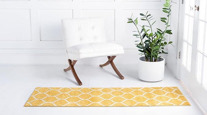 Rugs.com Lattice Frieze Collection Rug – 2' x 8' 8 Runner Yellow Medium Rug Perfect for Living Rooms, Large Dining Rooms, Open Floorplans