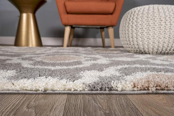 Rugshop Cozy Moroccan Trellis Indoor Shag Round Area Rug 6'6" Gray/Cream (6'6" Diameter)