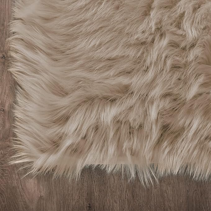 Latepis Shag Area Rug 6.7x10 Light Brown Beige Washable Faux Fur Fuzzy Rugs for Living Room Sheepskin Rugs for Bedroom Room Soft Accent Carpet Home Decor Rectangle