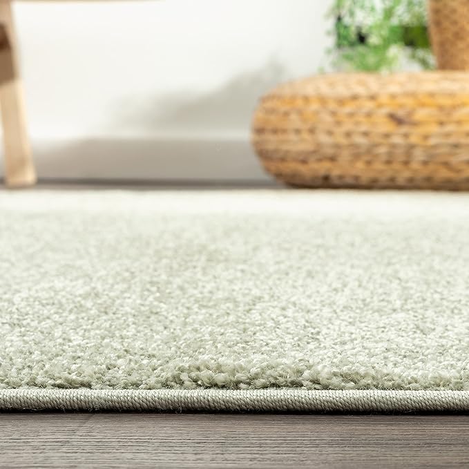 JONATHAN Y Haze Solid Low-Pile Green Runner Rug 2x8, Coastal,Bohemian,Minimalist,Classic, Easy-Cleaning for Living Room,Bedroom,Kitchen,Pet Friendly,Non-Shedding (SEU100O-28)