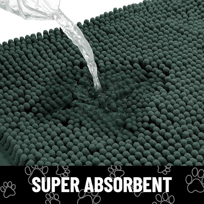 Smiry Dog Door Mat for Muddy Paws, Absorbent Dirt Trapper Non Slip Quick Dry Washable Chenille Mat for Mud Dogs, Entry Rug for Indoor and Outdoor (47x24 Inches, Green and White)
