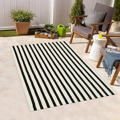 Striped Outdoor Rugs 3'x5', Cotton Hand Woven Rug Front Door Mat,Washable Reversible Layered Door Mats, Foldable Front Porch Rug for Entryway/Home Entrance/Farmhouse(Black and White)